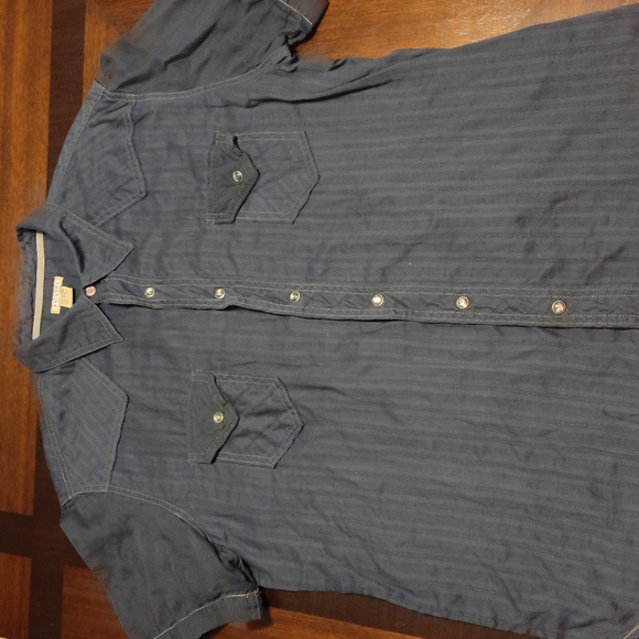 EUC Bundle of 4 Men's Button Down Short-Sleeve Shirts, Size: XL - Picture 2 of 13